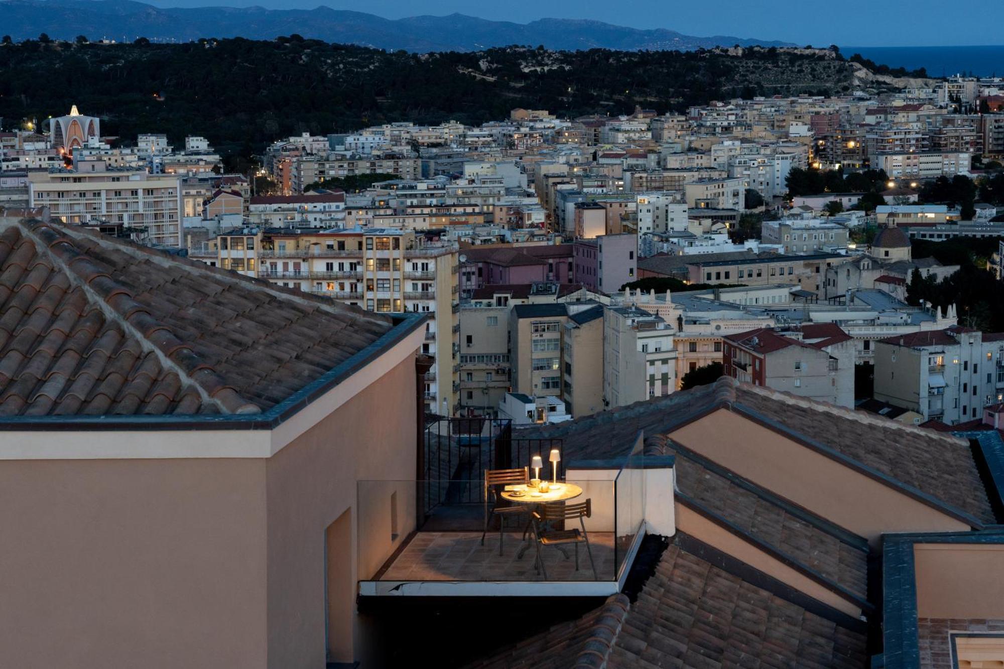 Hotel Palazzo Boyl 1840 Cagliari Esterno foto
